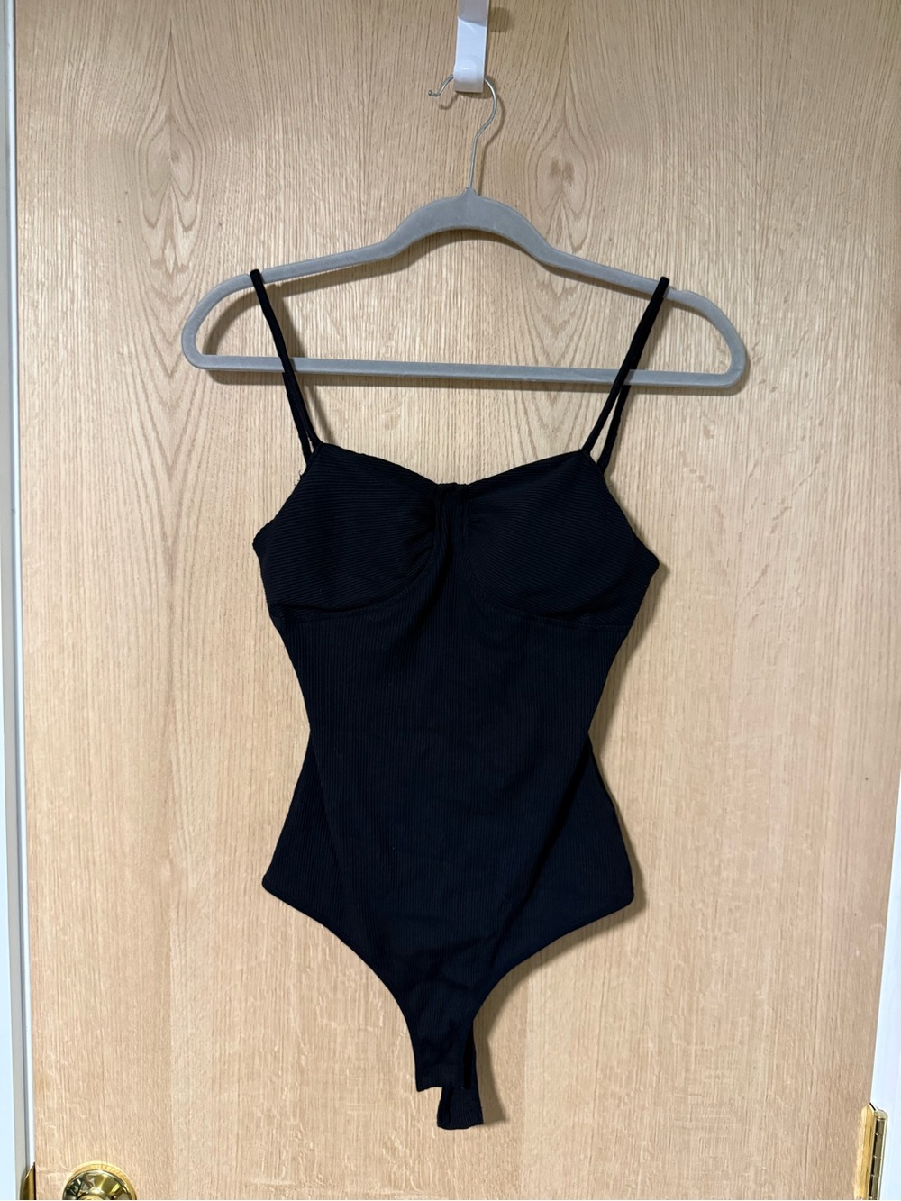 Honey Punch Black Ribbed Spaghetti-Strap bodysuit large